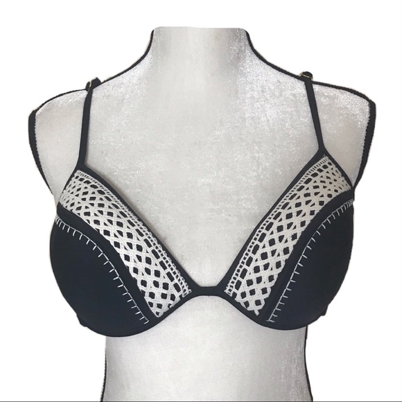 California Waves Other - 3/$15 California waves black and white bikini top